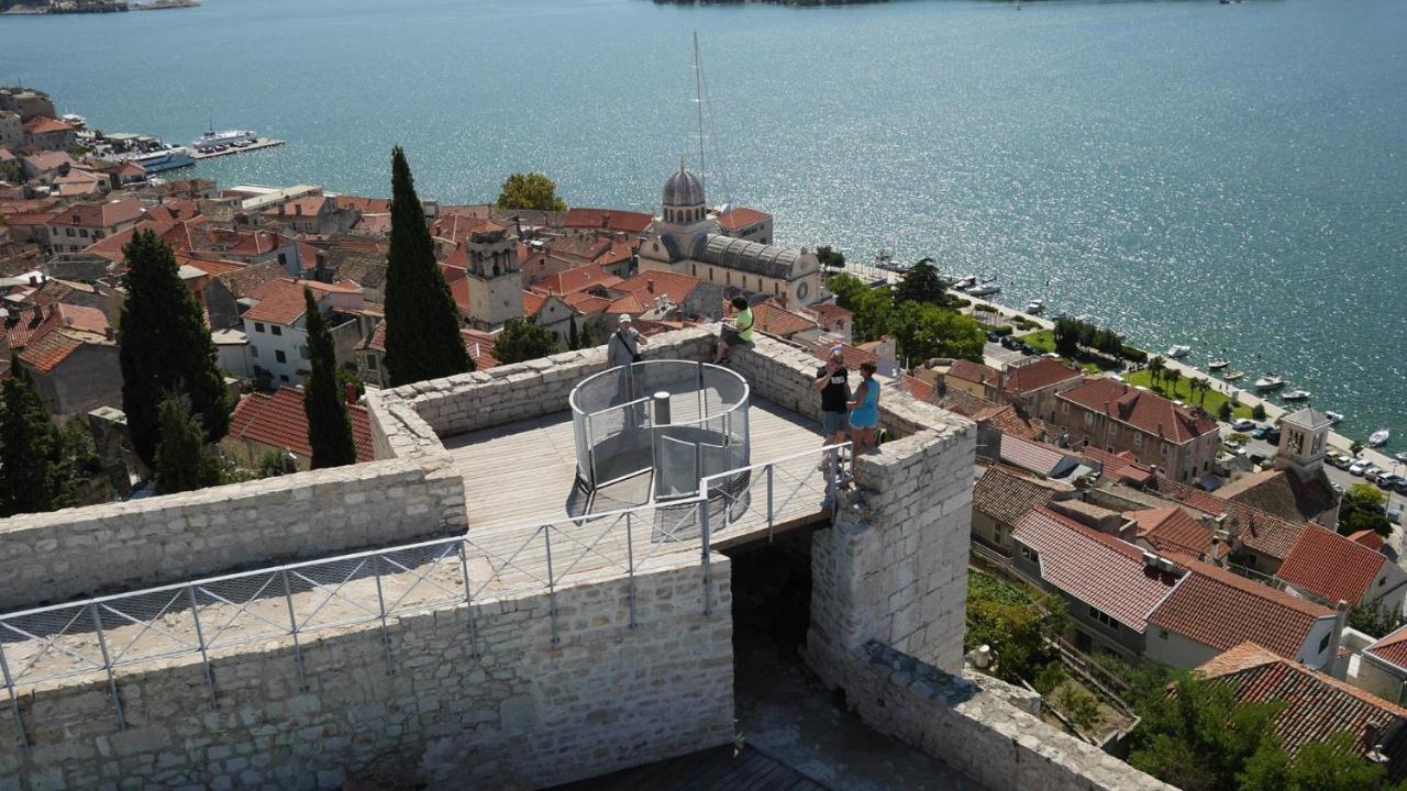 City Coast Apartments Sibenik Bagian luar foto