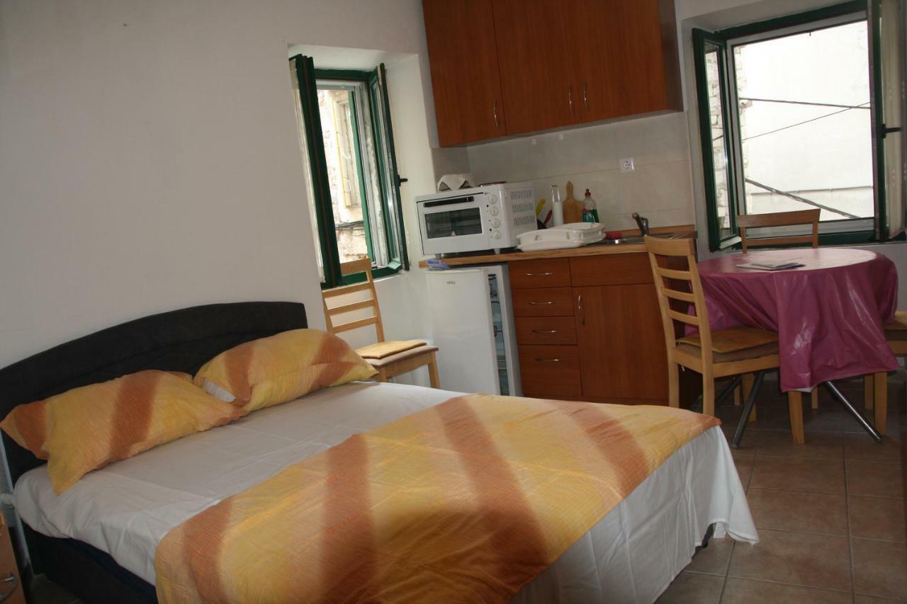 City Coast Apartments Sibenik Bagian luar foto